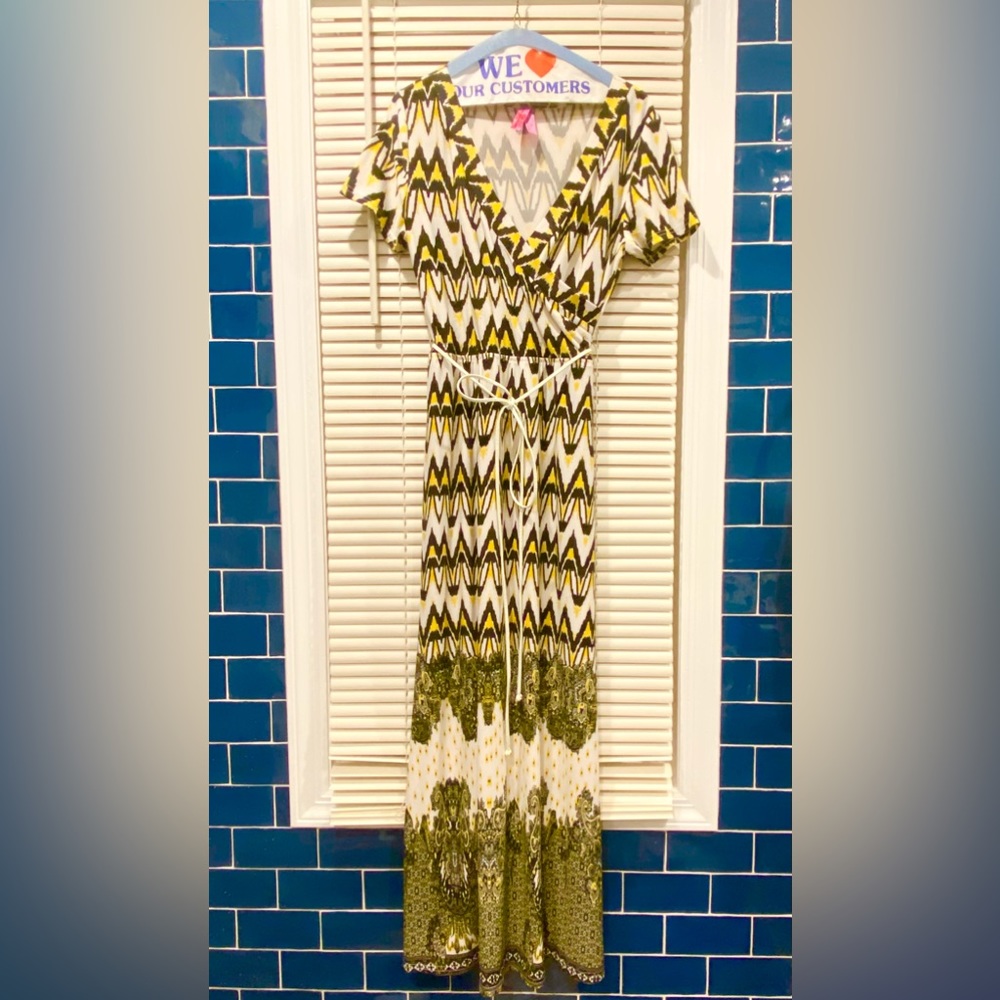 Petite Magic Maxi Beach Dress Stretch Long Colorful L.
